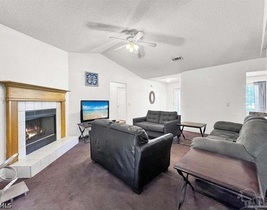 7208 Freedon Court - Photo Thumbnail 6
