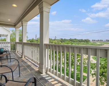 1333 N Meyer Avenue - Photo Thumbnail 32