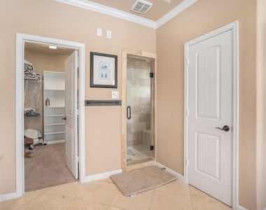 1333 N Meyer Avenue - Photo Thumbnail 23