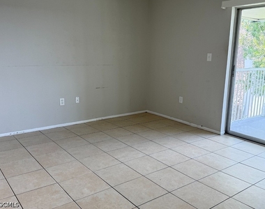 1830 Maravilla Avenue - Photo Thumbnail 6
