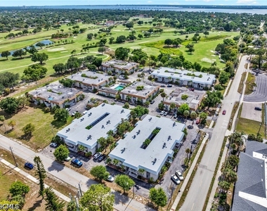 1830 Maravilla Avenue - Photo Thumbnail 12