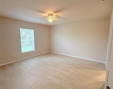1101 Harold Avenue S - Photo Thumbnail 13