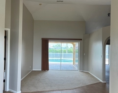 1312 Se 2nd Terrace - Photo Thumbnail 6