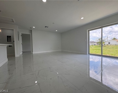 3015 4th Street Sw - Photo Thumbnail 13