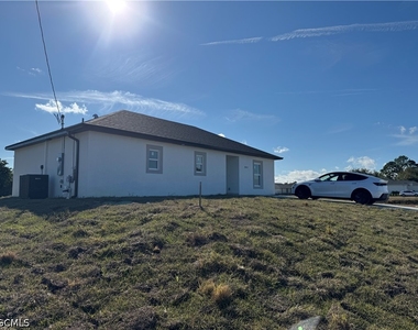 3015 4th Street Sw - Photo Thumbnail 4