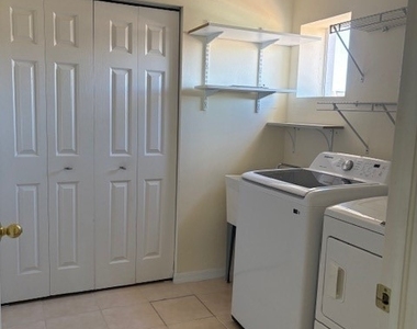 11807 Bayport Lane - Photo Thumbnail 27