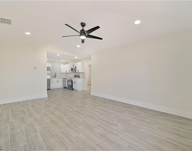 4733 28th Street Sw - Photo Thumbnail 3