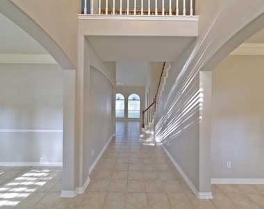 407 Groveton Ridge Lane - Photo Thumbnail 1