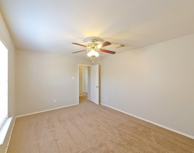 407 Groveton Ridge Lane - Photo Thumbnail 19