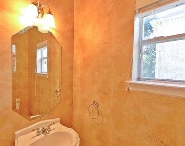 407 Groveton Ridge Lane - Photo Thumbnail 24