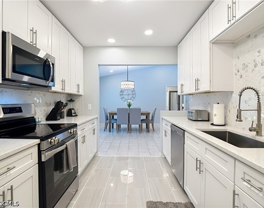 1140 29th Street Sw - Photo Thumbnail 14