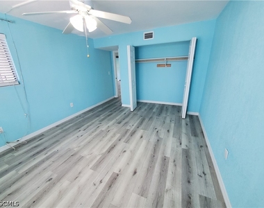 1055 Palm Avenue - Photo Thumbnail 31