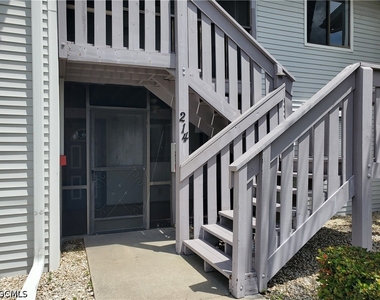 1055 Palm Avenue - Photo Thumbnail 1