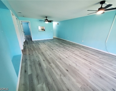 1055 Palm Avenue - Photo Thumbnail 15