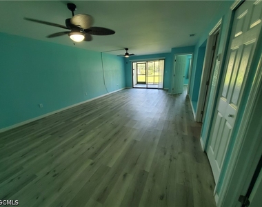 1055 Palm Avenue - Photo Thumbnail 11