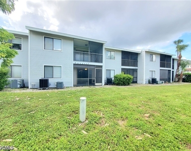 1055 Palm Avenue - Photo Thumbnail 34