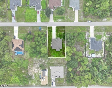 738 Sunrirse Boulevard - Photo Thumbnail 5