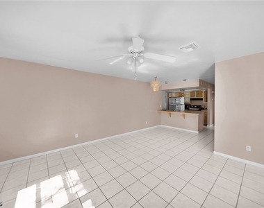 517 Se 23rd Place - Photo Thumbnail 1