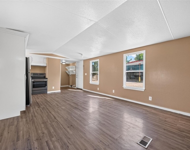 33618 Falcon Spring Street - Photo Thumbnail 22