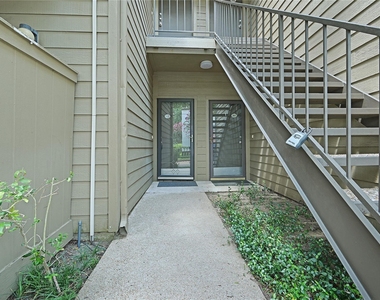 10051 Westpark Drive - Photo Thumbnail 2