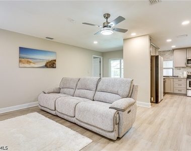 6030 Perthshire Lane - Photo Thumbnail 13