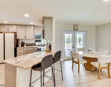 6030 Perthshire Lane - Photo Thumbnail 6
