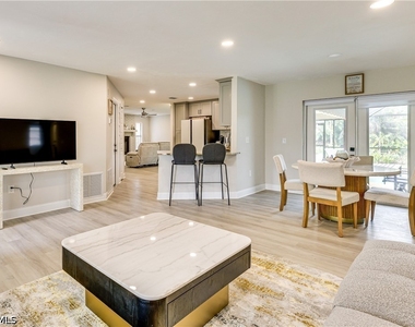 6030 Perthshire Lane - Photo Thumbnail 3