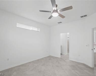 2180 Dragonfruit Way - Photo Thumbnail 7