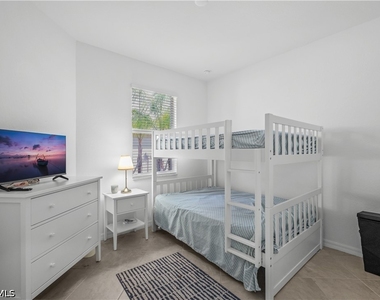 2180 Dragonfruit Way - Photo Thumbnail 10