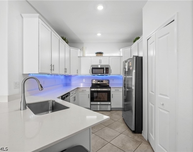 2180 Dragonfruit Way - Photo Thumbnail 5