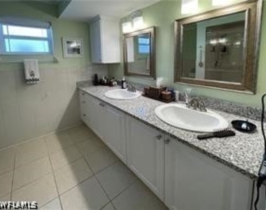 800 Golf Drive S - Photo Thumbnail 4