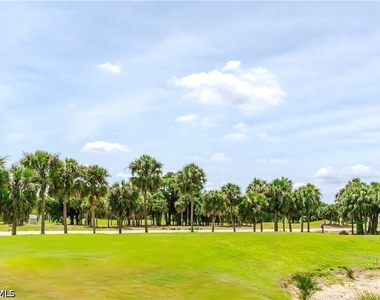 18411 Copperhead Court N - Photo Thumbnail 22