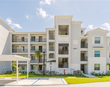 18411 Copperhead Court N - Photo Thumbnail 16