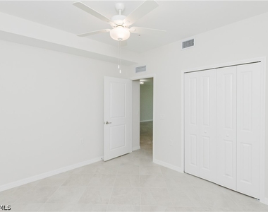 18411 Copperhead Court N - Photo Thumbnail 8