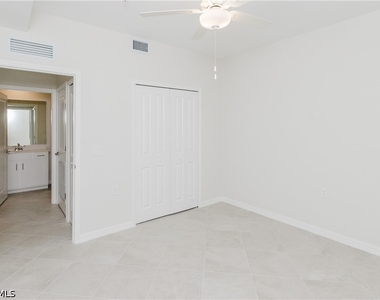 18411 Copperhead Court N - Photo Thumbnail 2