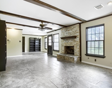 10903 Tupper Lake Drive - Photo Thumbnail 12