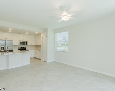 18411 Copperhead Court N - Photo Thumbnail 2