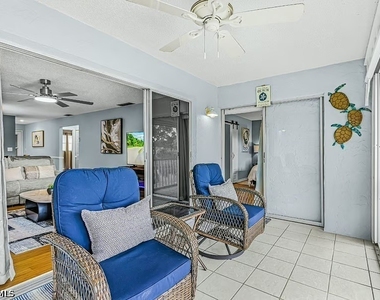 600 Valley Stream Drive - Photo Thumbnail 20