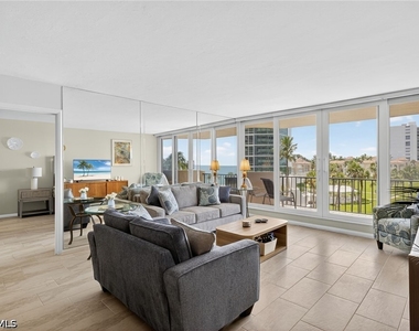 4001 Gulf Shore Boulevard N - Photo Thumbnail 4