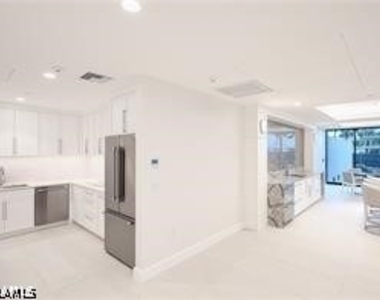 4001 Gulf Shore Boulevard N - Photo Thumbnail 29