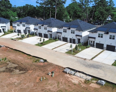 1964 Longmire Villas Ct Court - Photo Thumbnail 37