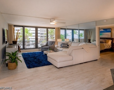 4001 Gulf Shore Boulevard N - Photo Thumbnail 4