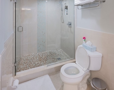 4001 Gulf Shore Boulevard N - Photo Thumbnail 13