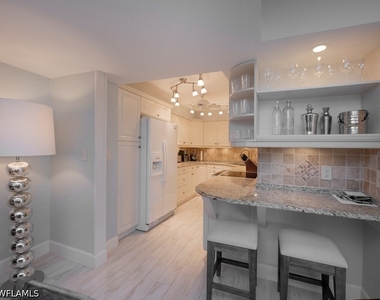 4001 Gulf Shore Boulevard N - Photo Thumbnail 10