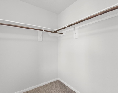 11711 Red Hummingbird Drive - Photo Thumbnail 17