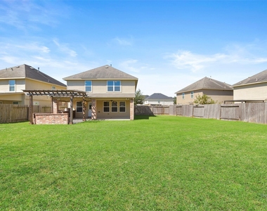 11711 Red Hummingbird Drive - Photo Thumbnail 30