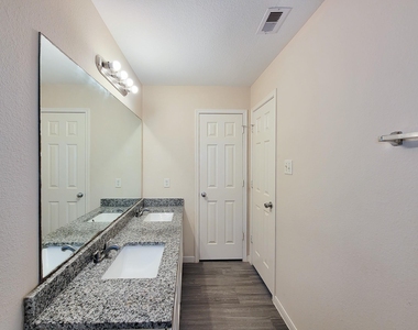 21818 Grassy Hill Lane - Photo Thumbnail 38