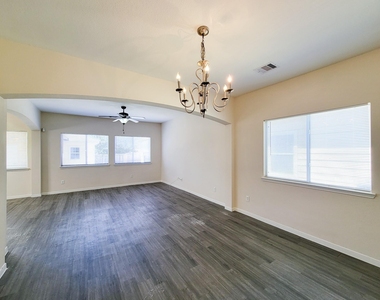 21818 Grassy Hill Lane - Photo Thumbnail 16