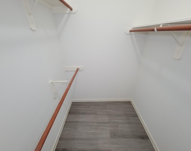 21818 Grassy Hill Lane - Photo Thumbnail 24