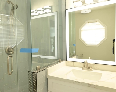 9810 Cliffwood Drive - Photo Thumbnail 32